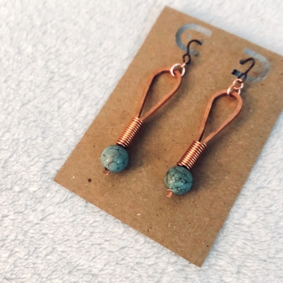 Jewelry - handmade copper turquoise dangle earrings